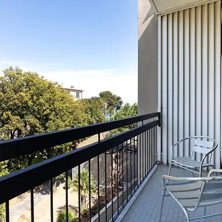 Szálloda B&B Hotel Savona 3*