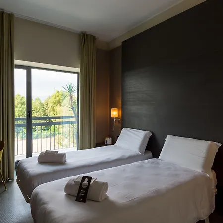 호텔 B&B 호텔 사보나