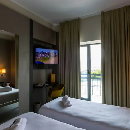 Szálloda B&B Hotel Savona 3*