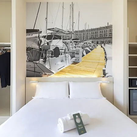 Hotel B&B Hotel Savona Savone