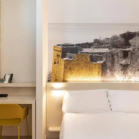 B&B Hotel Savona 3*