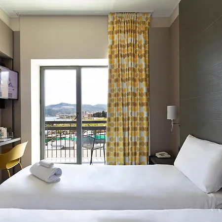 B&B Hotel Savona Hotel 3*