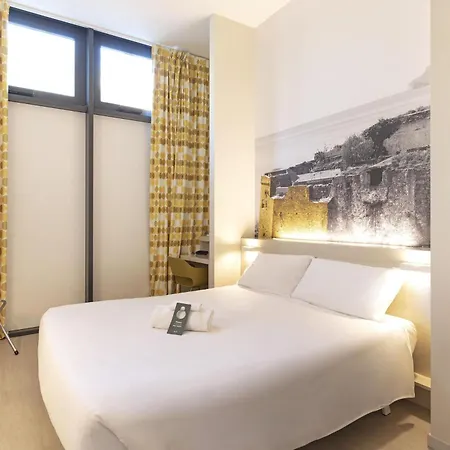 B&B Hotel Savona Hotel