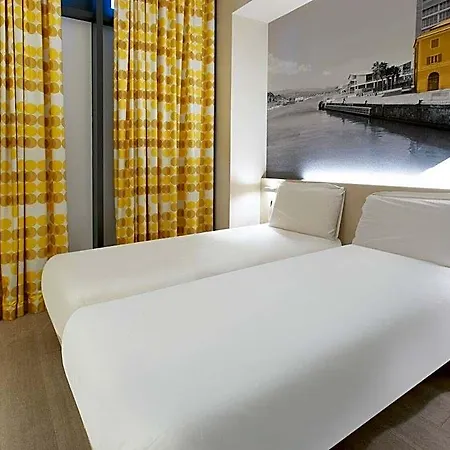 B&B Hotel Savona Σαβόνα