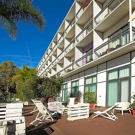 B&B Hotel Savona Σαβόνα