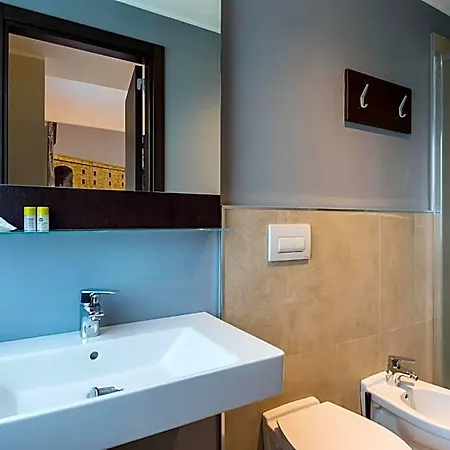 B&B Hotel Savona Ξενοδοχείο