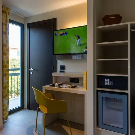 Hotel B&B Hotel Savona