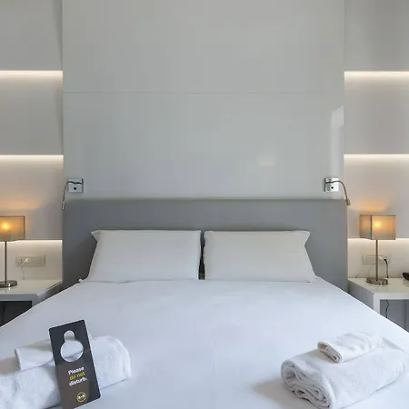 B&B Hotel Savona Hotel
