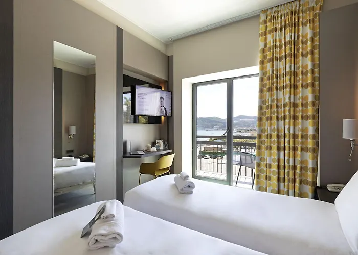 Hotel B&B Hotel Savona 3*