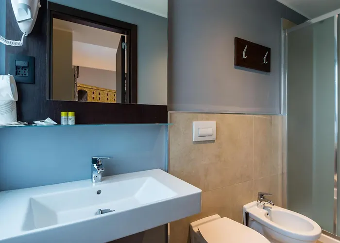 B&B Hotel Savona Hotel 3*