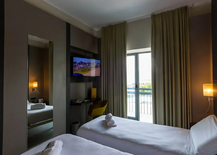 Hotel B&B Hotel Savona 3*