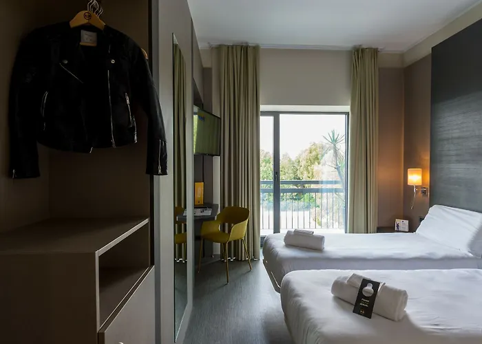 B&B Hotel Savona Hotel